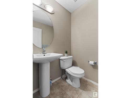 3104 16 Av Nw, Edmonton, AB - Indoor Photo Showing Bathroom