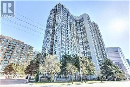 310 - 7 Bishop Avenue, Toronto, ON - Outdoor With Facade