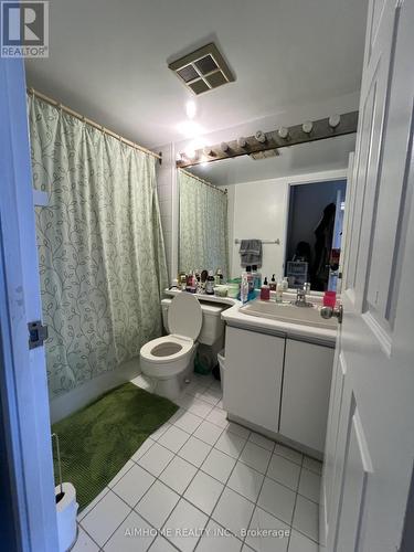 310 - 7 Bishop Avenue, Toronto, ON - Indoor Photo Showing Bathroom