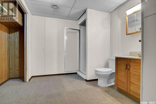 394 Sangster Boulevard, Regina, SK - Indoor Photo Showing Bathroom