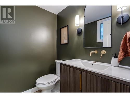 1153 Bernard Avenue Unit# 16, Kelowna, BC - Indoor Photo Showing Bathroom