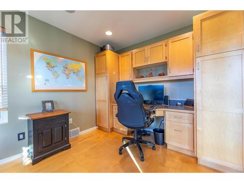 132 Christie Mountain Lane, Okanagan Falls, BC - Indoor Photo Showing Office