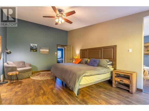 132 Christie Mountain Lane, Okanagan Falls, BC - Indoor Photo Showing Bedroom