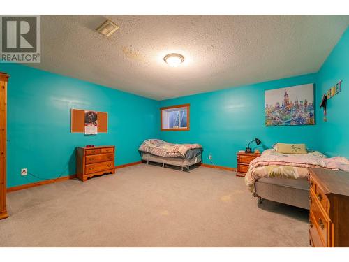 132 Christie Mountain Lane, Okanagan Falls, BC - Indoor Photo Showing Bedroom