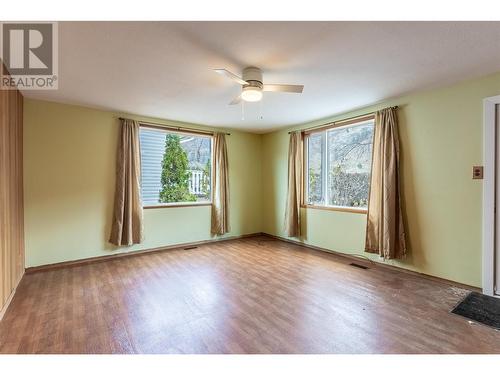 4365 Yellowhead Highway, Kamloops, BC - Indoor Photo Showing Other Room