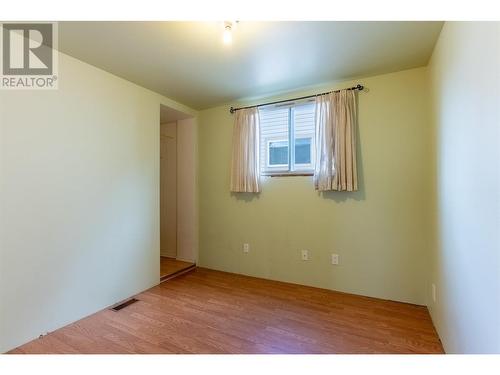 4365 Yellowhead Highway, Kamloops, BC - Indoor Photo Showing Other Room