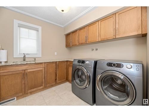 8728 101 Av Nw, Edmonton, AB - Indoor Photo Showing Laundry Room