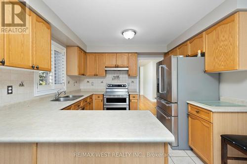 239 Emms Drive, Barrie, ON - Indoor Photo Showing Kitchen With Double Sink