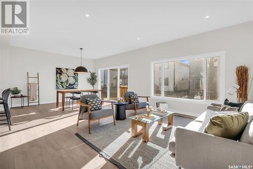 356 Leskiw Bend, Saskatoon, SK - Indoor Photo Showing Living Room