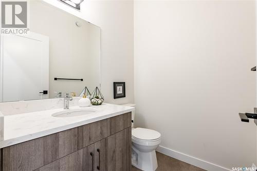 356 Leskiw Bend, Saskatoon, SK - Indoor Photo Showing Bathroom