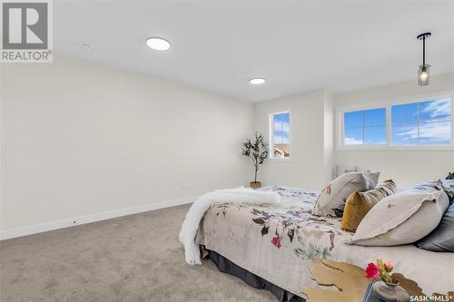 356 Leskiw Bend, Saskatoon, SK - Indoor Photo Showing Bedroom