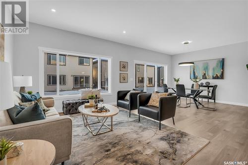 356 Leskiw Bend, Saskatoon, SK - Indoor Photo Showing Living Room