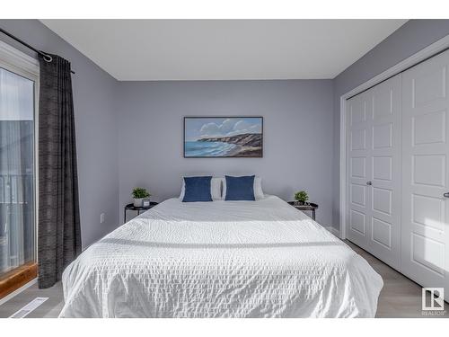 1543 35 Av Nw, Edmonton, AB - Indoor Photo Showing Bedroom