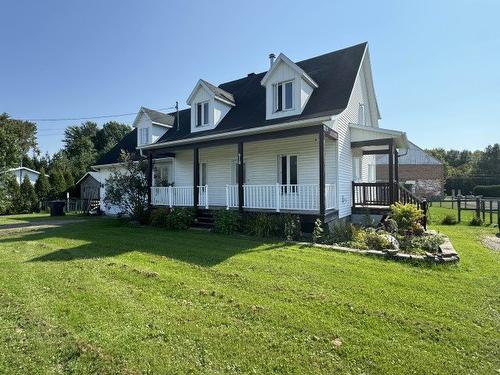 Frontage - 918 Boul. De Lanaudière, Sainte-Anne-De-La-Pérade, QC - Outdoor With Deck Patio Veranda