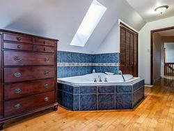 Ensuite bathroom - 