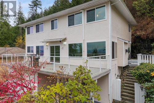 4955 Laguna Way, Nanaimo, BC - Outdoor With Exterior