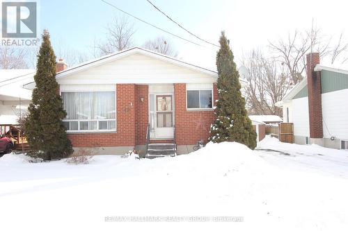 12 Haggart Street, Perth, ON - Outdoor