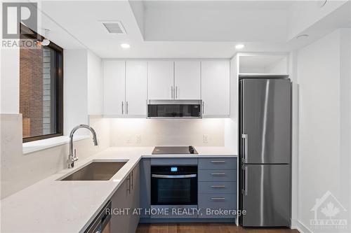 811 - 340 Queen Street, Ottawa, ON - Indoor Photo Showing Kitchen With Stainless Steel Kitchen With Upgraded Kitchen