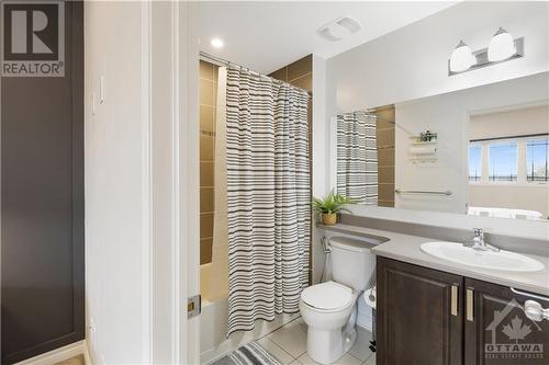 464 Leboutillier Avenue, Ottawa, ON - Indoor Photo Showing Bathroom