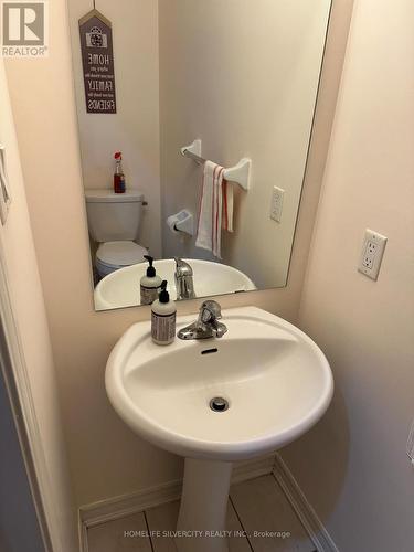 9 Magdalene Crescent, Brampton, ON - Indoor Photo Showing Bathroom