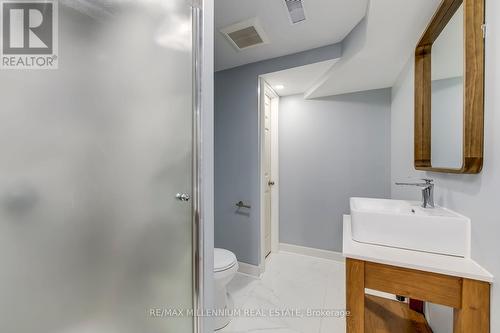 3865 Allcroft Road, Mississauga, ON - Indoor Photo Showing Bathroom