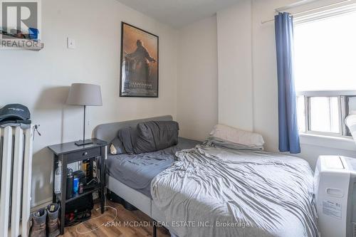 1218 Dufferin Street, Toronto, ON - Indoor Photo Showing Bedroom