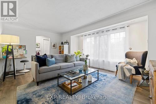 Main - 298 Homewood Avenue, Hamilton, ON - Indoor Photo Showing Living Room