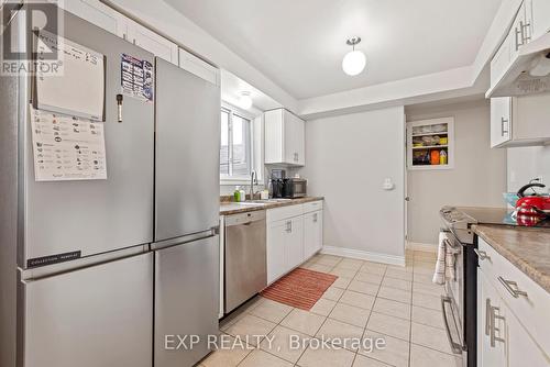 Main - 298 Homewood Avenue, Hamilton, ON - Indoor Photo Showing Kitchen