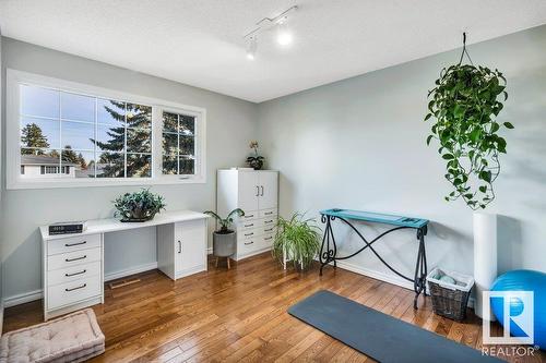 16 Westridge Cr Nw, Edmonton, AB - Indoor