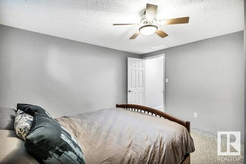 16 Westridge Cr Nw, Edmonton, AB - Indoor Photo Showing Bedroom