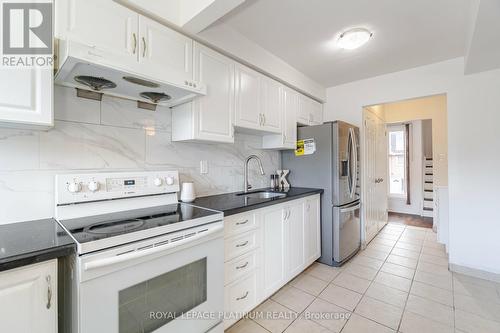 31 - 640 Rathburn Road E, Mississauga, ON - Indoor Photo Showing Kitchen