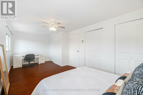 31 - 640 Rathburn Road E, Mississauga, ON - Indoor Photo Showing Bedroom