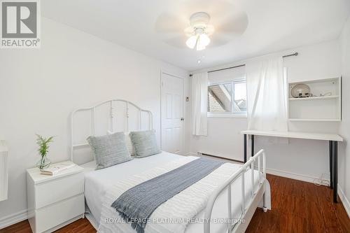 31 - 640 Rathburn Road E, Mississauga, ON - Indoor Photo Showing Bedroom