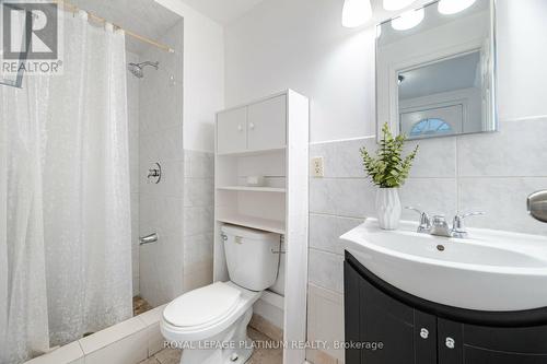 31 - 640 Rathburn Road E, Mississauga, ON - Indoor Photo Showing Bathroom