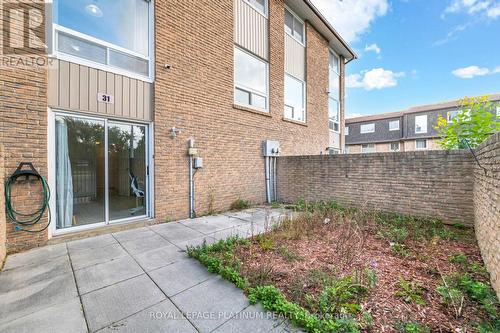 31 - 640 Rathburn Road E, Mississauga, ON - Outdoor With Exterior