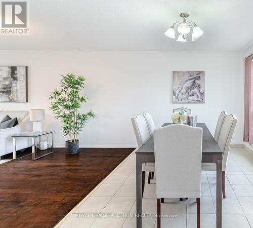 31 - 640 Rathburn Road E, Mississauga, ON - Indoor Photo Showing Dining Room