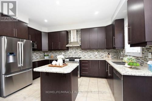 21 Magical Road, Brampton, ON - Indoor Photo Showing Kitchen With Double Sink With Upgraded Kitchen