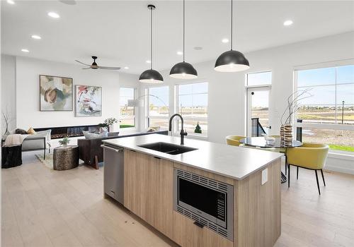 19 Sarsprilla Bend, Winnipeg, MB - Indoor Photo Showing Kitchen With Double Sink With Upgraded Kitchen