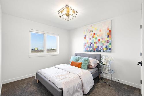 19 Sarsprilla Bend, Winnipeg, MB - Indoor Photo Showing Bedroom