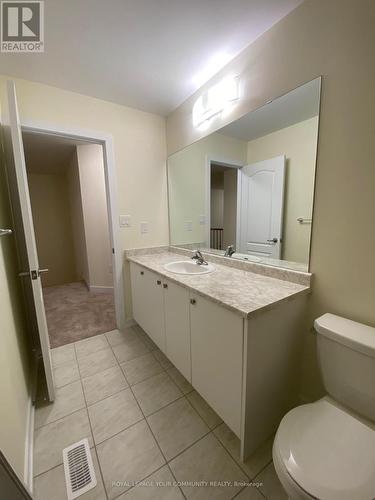 35 Wintergreen Crescent, Haldimand, ON - Indoor Photo Showing Bathroom