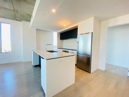 Cuisine - 1612-60 Rue De L'Éclipse, Brossard, QC - Indoor Photo Showing Kitchen