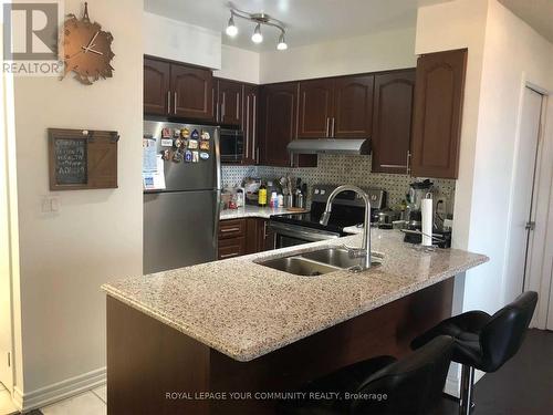 1901 - 231 Fort York Boulevard S, Toronto, ON - Indoor Photo Showing Kitchen With Double Sink