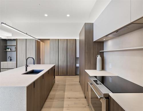 16 Ash Cove, Winnipeg, MB - Indoor Photo Showing Kitchen With Upgraded Kitchen