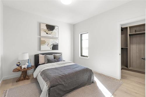 31 Oasis Bend, Winnipeg, MB - Indoor Photo Showing Bedroom