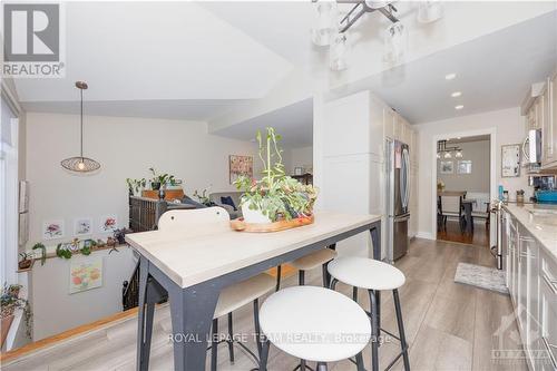 4352 Wildmint Square, Ottawa, ON - Indoor Photo Showing Dining Room