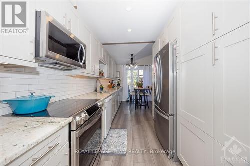 4352 Wildmint Square, Ottawa, ON - Indoor Photo Showing Kitchen