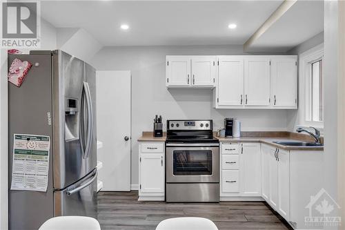 1202 Summerville Avenue, Ottawa, ON - Indoor Photo Showing Kitchen