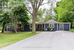 100 RUTLEDGE ROAD  Mississauga, ON L5M 1H4