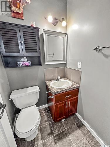 153 Centennial Street, Swift Current Rm No. 137, SK - Indoor Photo Showing Bathroom