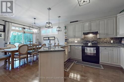 43 Oarsman Crescent, St. Catharines, ON - Indoor Photo Showing Kitchen With Upgraded Kitchen